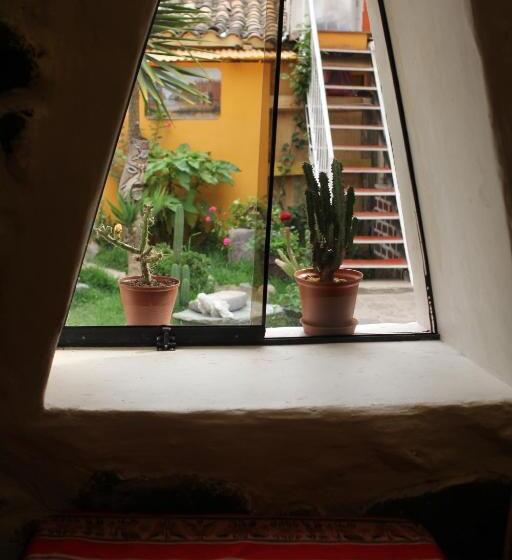 标准间, Killari Hostal