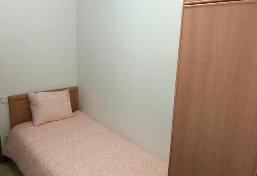 اتاق استاندارد یک تخته با سرویس بهداشتی مشترک, Habitaciones Baobab