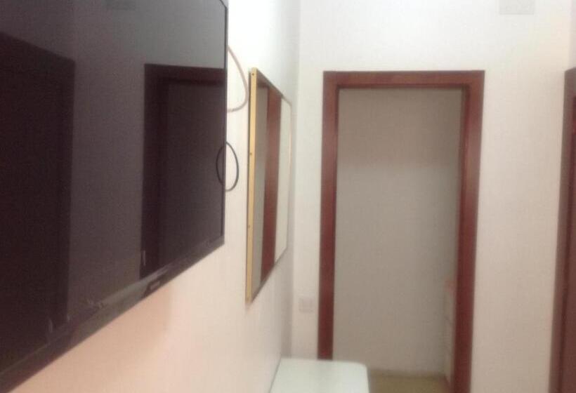 اتاق پایه با سرویس بهداشتی مشترک, Habitaciones Baobab