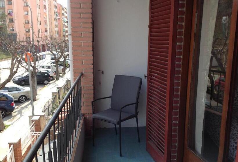اتاق استاندارد با سرویس بهداشتی مشترک, Habitaciones Baobab