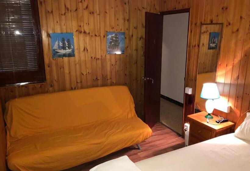 اتاق استاندارد با سرویس بهداشتی مشترک, Habitaciones Baobab