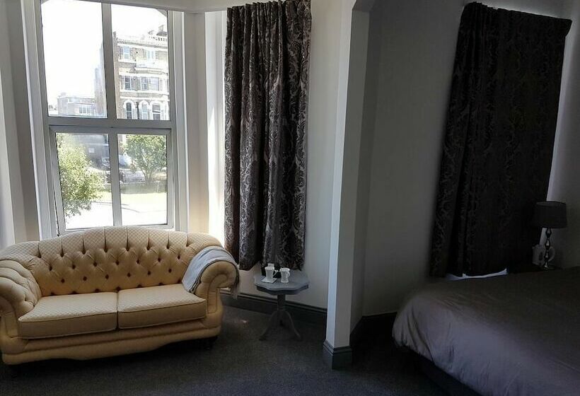 اتاق استاندارد با چشم‌انداز دریا, The Dalby Rooms