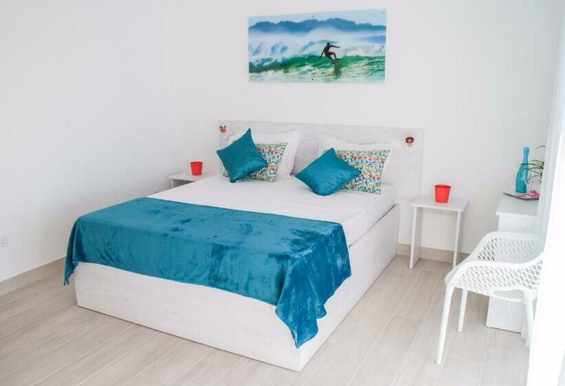 Standard Triple Room with Terrace, Gabana Baleal Beach