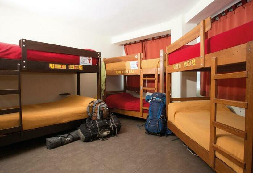 تختخواب در اتاق مشترک, Pariwana Hostel Lima