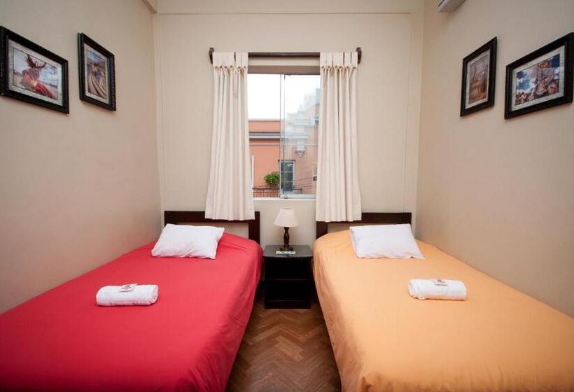 اتاق استاندارد, Pariwana Hostel Lima