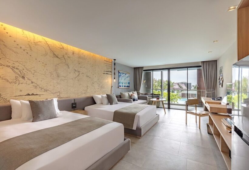اتاق لوکس با چشم‌انداز استخر, La Vela Khao Lak   Sha Extra Plus