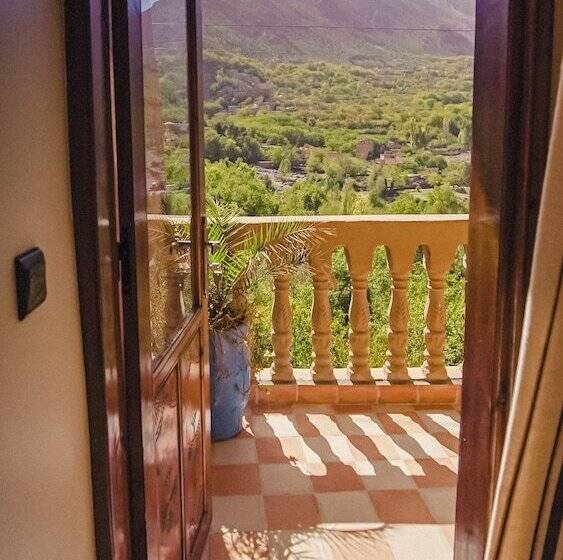 اتاق لوکس چهار تخته, Riad Atlas 4 Seasons