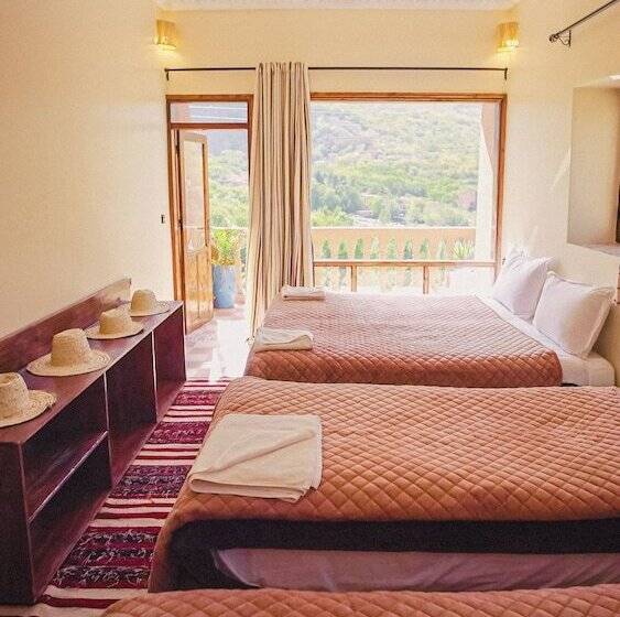 اتاق لوکس چهار تخته, Riad Atlas 4 Seasons