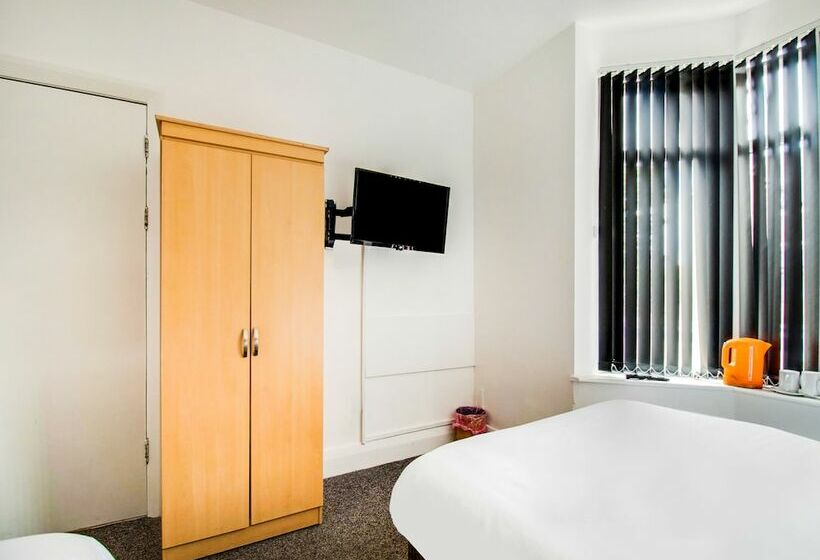 اتاق استاندارد با سرویس بهداشتی مشترک, The Longlands