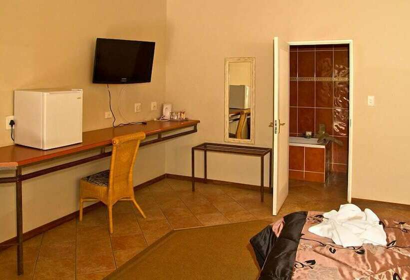 اتاق استاندارد, Out Of Africa Town Lodge