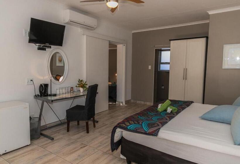 اتاق استاندارد, Out Of Africa Town Lodge