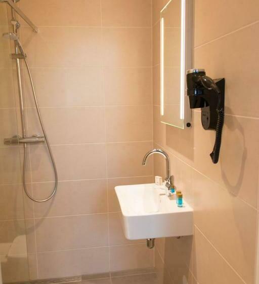 اتاق استاندارد, Royal Plaza Hotel Amsterdam