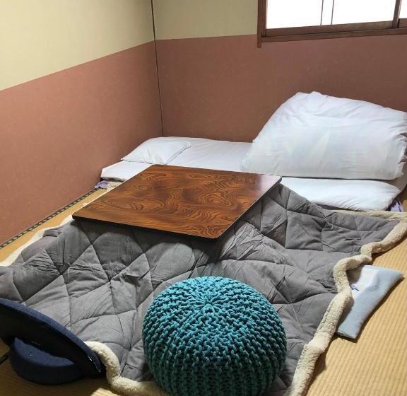 اتاق اکونومی, Umeoka Ryokan