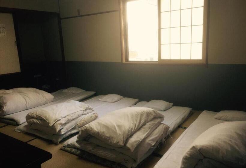 اتاق اکونومی, Umeoka Ryokan