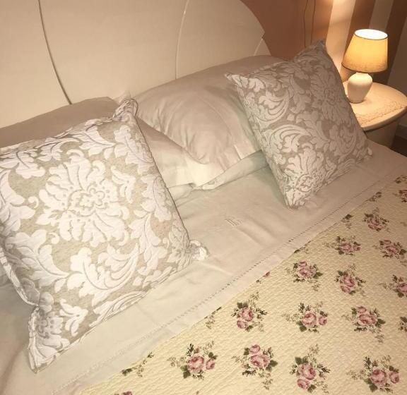 اتاق استاندارد, B&b Amy&julie