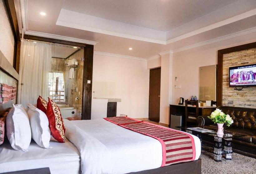 اتاق لوکس یک تخته, Kuti Resort & Spa