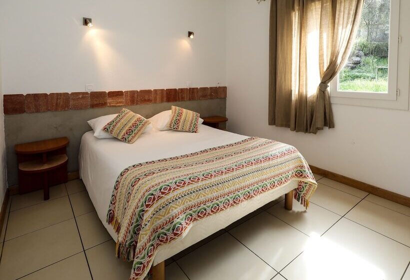 اتاق استاندارد, Macchie E Fiori