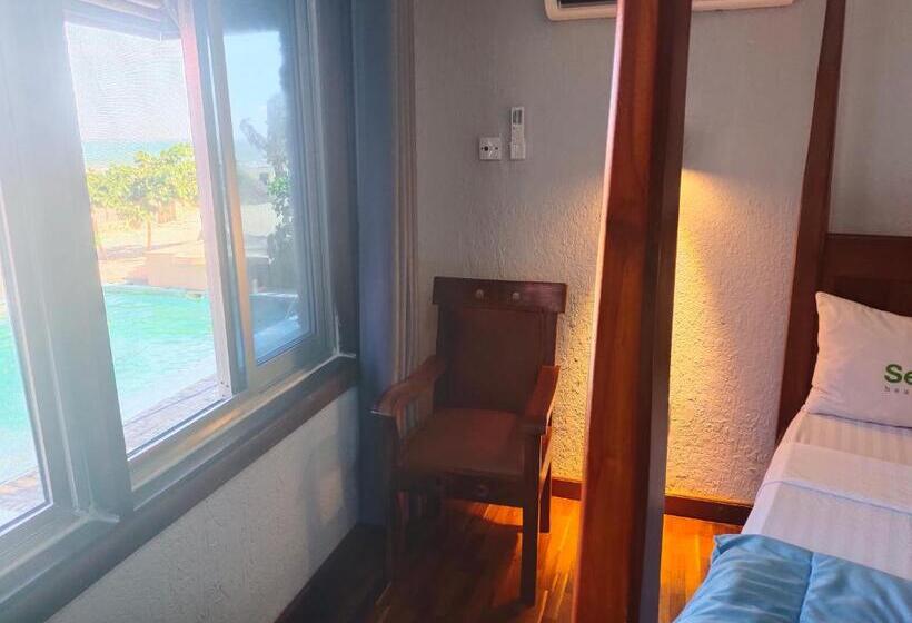 استودیوی لوکس, Serene Beach Resort
