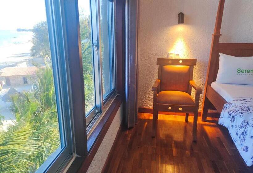 استودیوی سوپریور, Serene Beach Resort