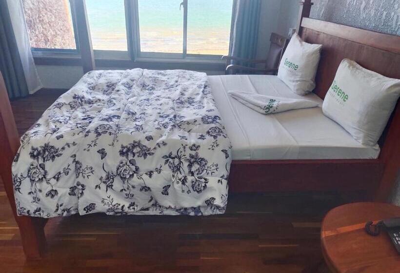 استودیوی سوپریور, Serene Beach Resort