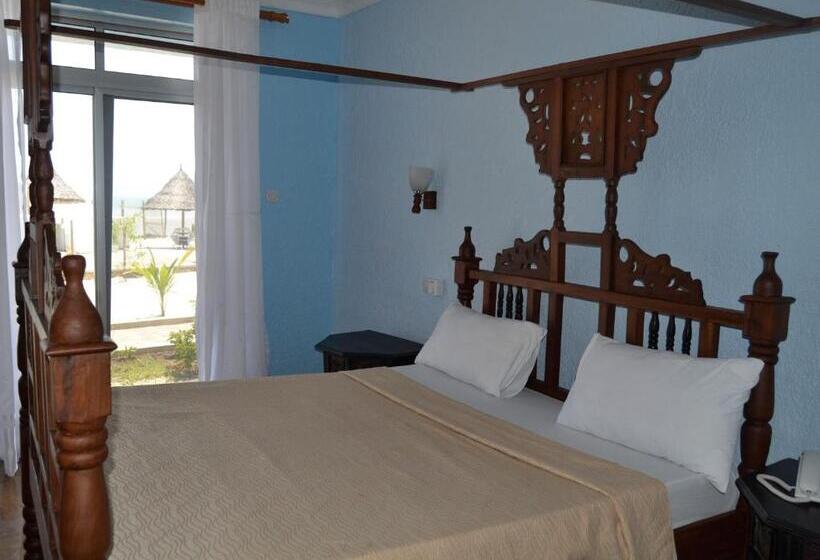 سوئیت اجرایی با چشم‌انداز دریا, Serene Beach Resort