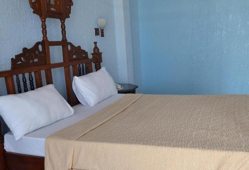 سوئیت اجرایی با چشم‌انداز دریا, Serene Beach Resort
