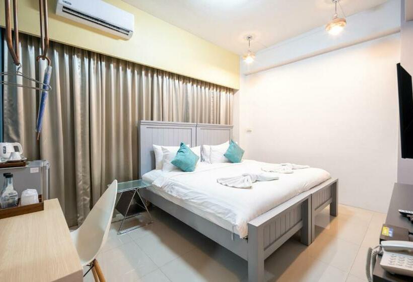 اتاق لوکس, The Iconic Hotel Ranong