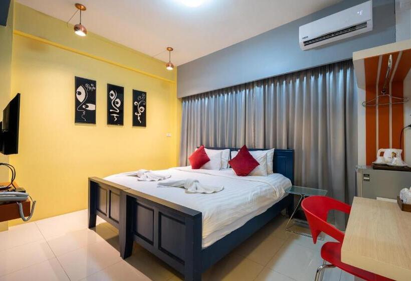 اتاق لوکس, The Iconic Hotel Ranong