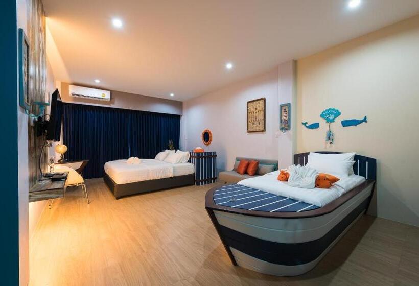 اتاق اجرایی سه نفره, The Iconic Hotel Ranong