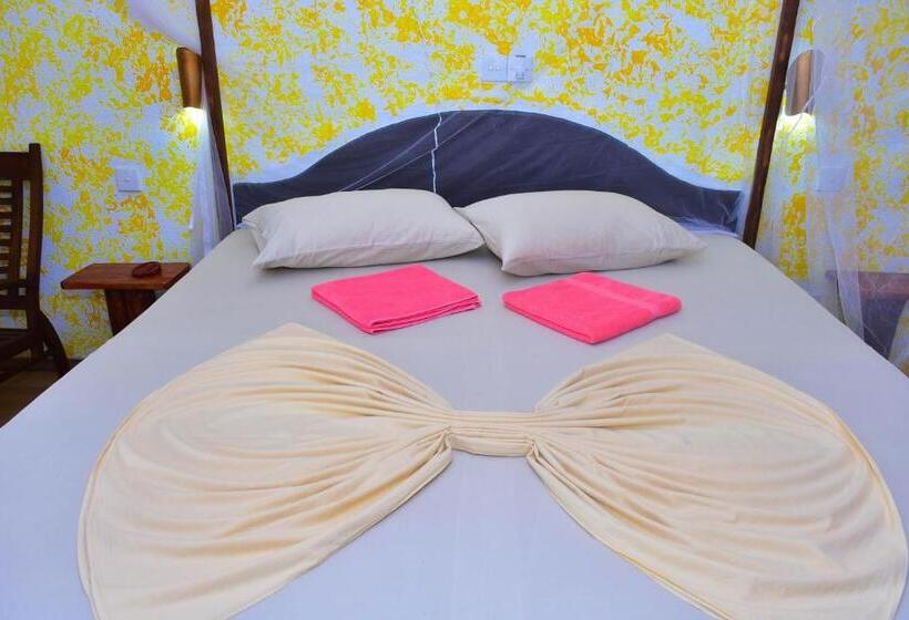 اتاق لوکس, Villa Crocodile Beach