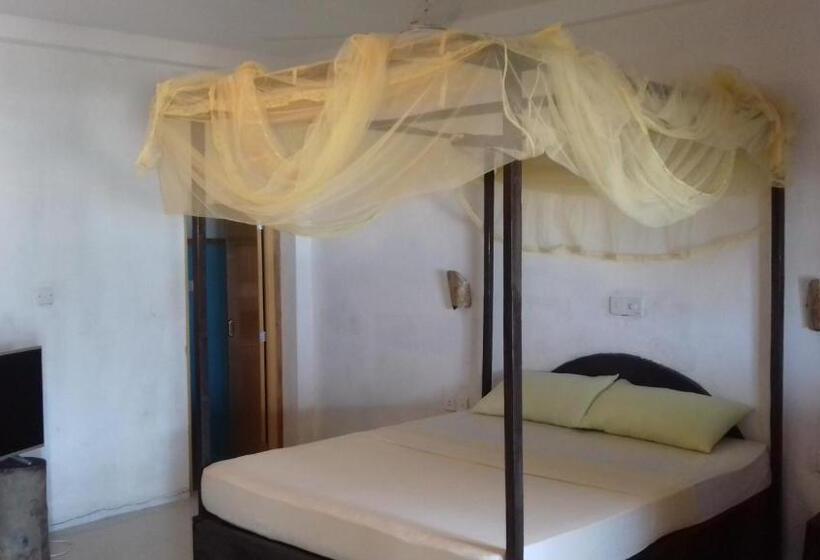 اتاق خانوادگی با چشم‌انداز دریا, Villa Crocodile Beach