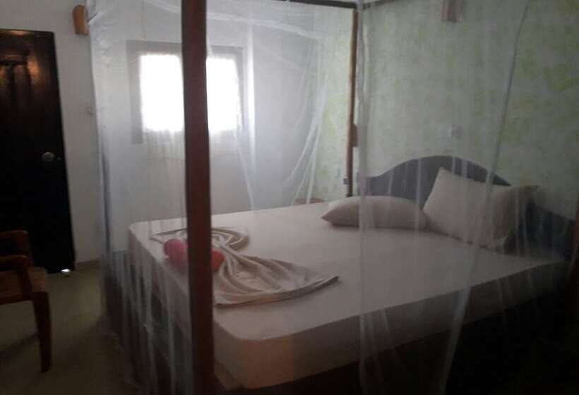 اتاق لوکس با چشم‌انداز دریا, Villa Crocodile Beach