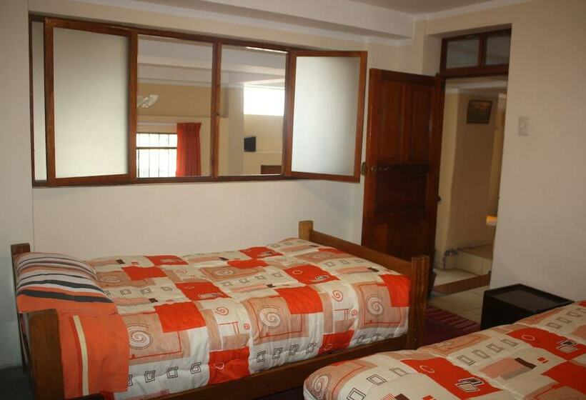 اتاق استاندارد با سرویس بهداشتی مشترک, Big Vacation Hostel