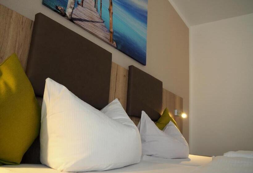 اتاق استاندارد, Gasthof Hotel Esterer