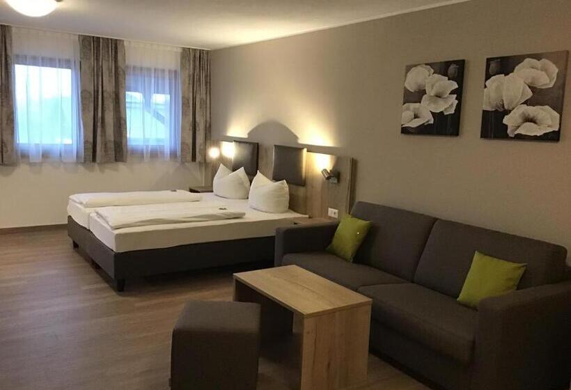 اتاق خانوادگی, Gasthof Hotel Esterer
