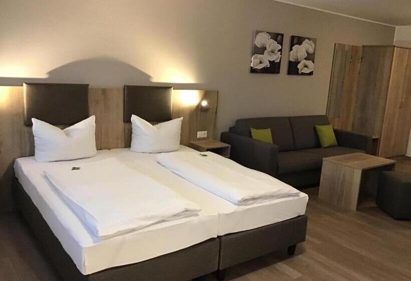 اتاق خانوادگی, Gasthof Hotel Esterer