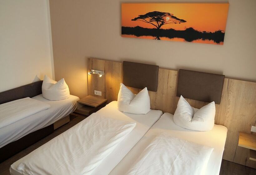 اتاق استاندارد سه نفره, Gasthof Hotel Esterer
