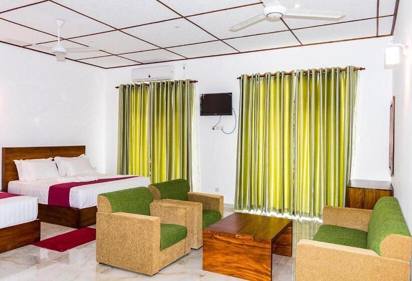 اتاق لوکس, Yala Hotel Elephant Eye