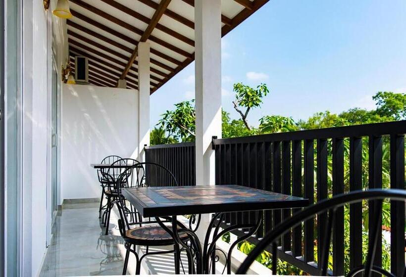 اتاق لوکس خانوادگی, Yala Hotel Elephant Eye