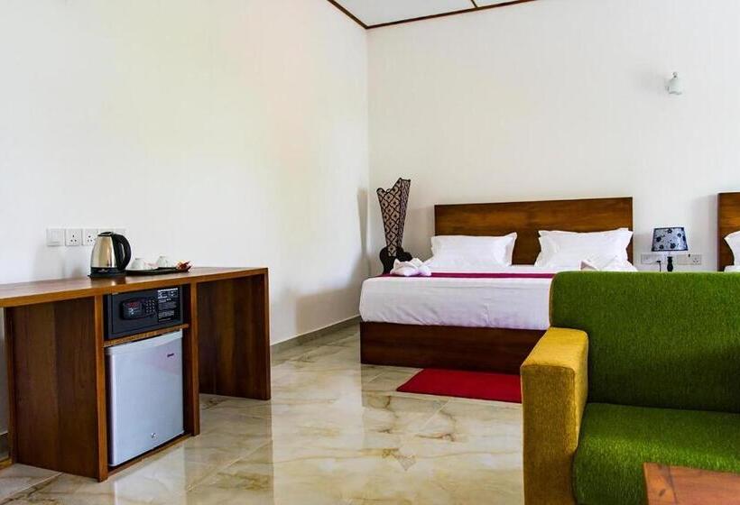اتاق لوکس خانوادگی, Yala Hotel Elephant Eye