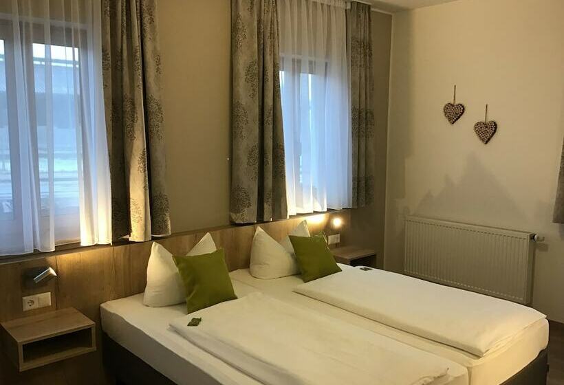 اتاق استاندارد, Gasthof Hotel Esterer