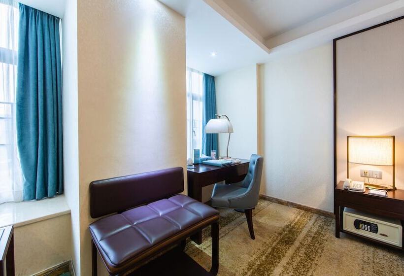 اتاق کلاس بیزنس, Guangzhou Seaman Club