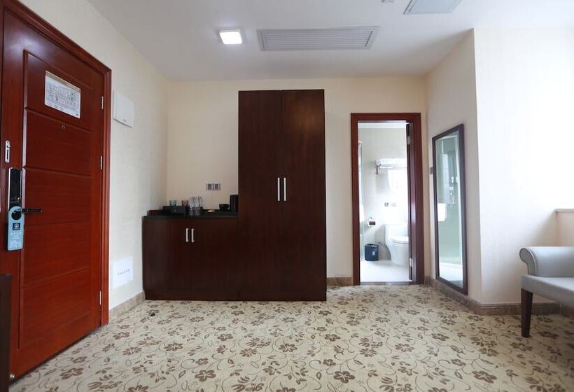 اتاق کلاس بیزنس, Guangzhou Seaman Club