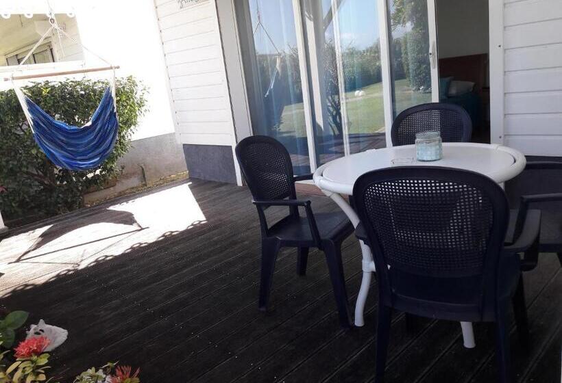 استودیو استاندارد با چشم‌انداز باغ, Hostellerie Des Châteaux