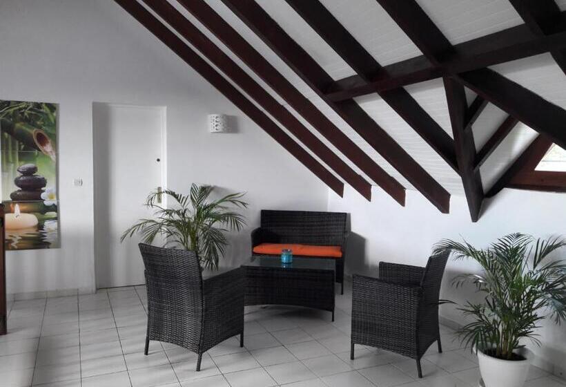 اتاق استاندارد, Hostellerie Des Châteaux
