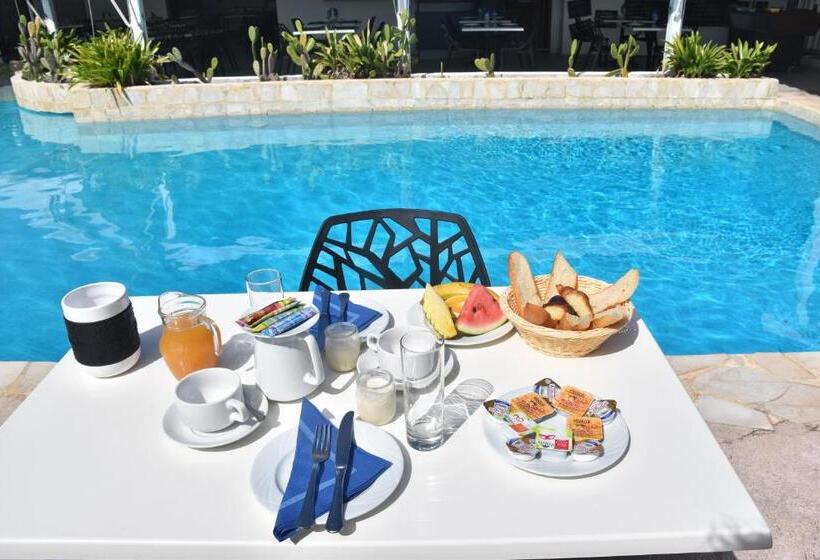 اتاق استاندارد, Hostellerie Des Châteaux