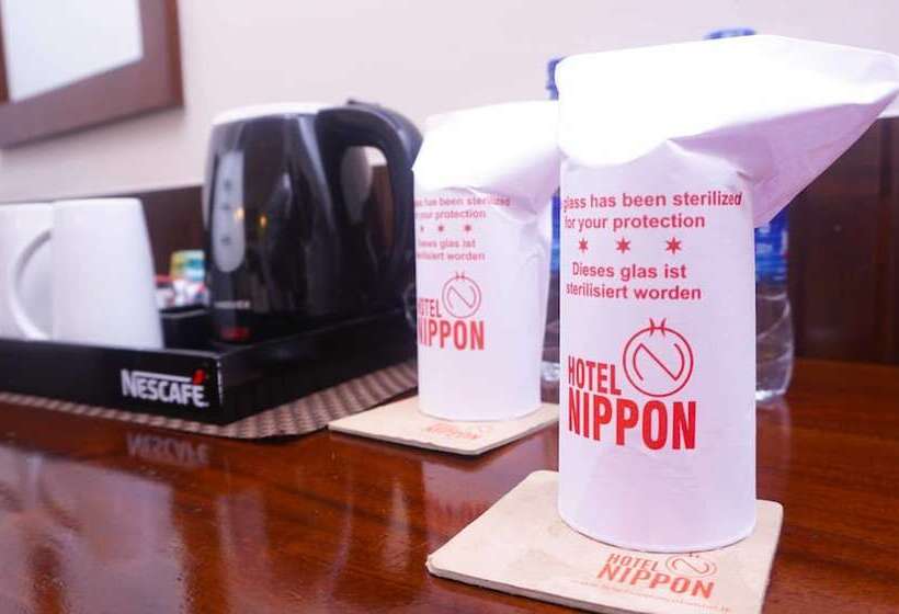 اتاق لوکس با بالکن, Nippon Colombo