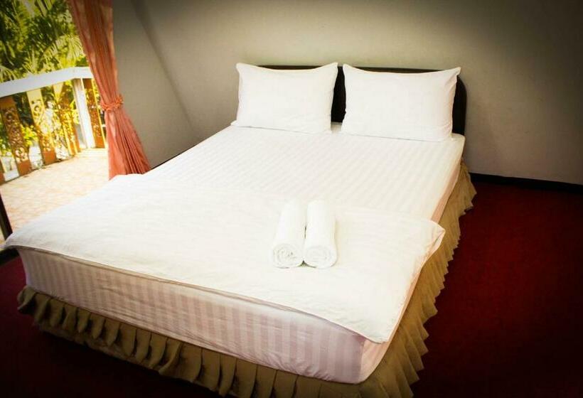 اتاق استاندارد یک نفره, Rainbow House Resort