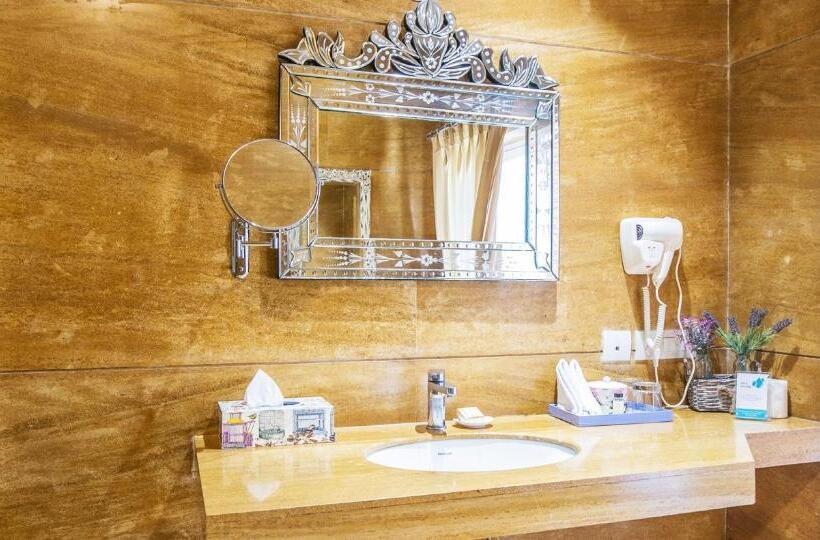 آپارتمان 3 خوابه, Karma Chalets