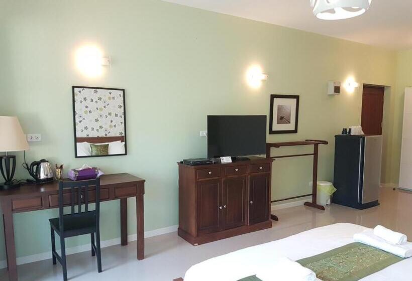 ویلای استاندارد با چشم‌انداز باغ, The Hillside Pranburi Resort